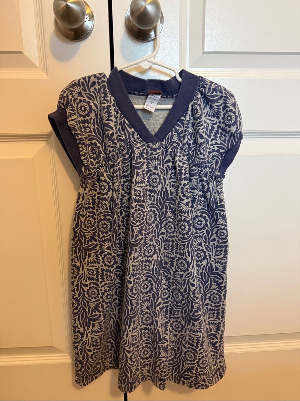 Navy Floral Print V-Neck Dress